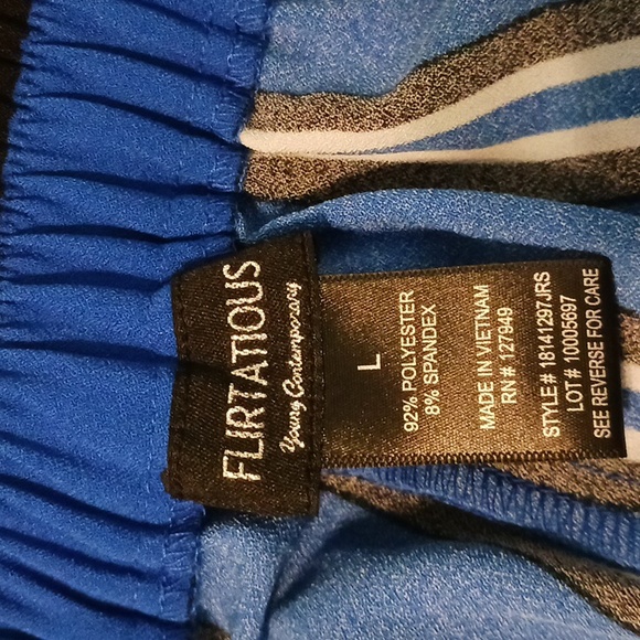 Flirtatious Bold Stripe Pull On Pants in Size Large  (NWT) - Picture 4 of 7